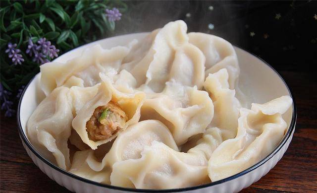 PORK DUMPLING 12PCS 猪肉饺子